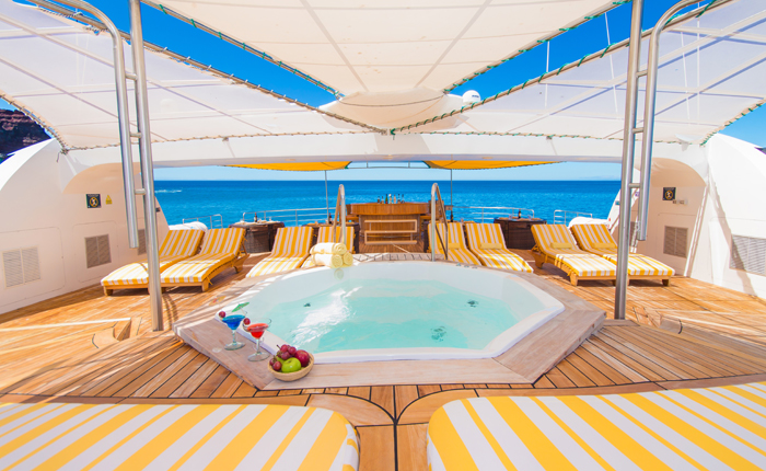 Zen jacuzzi onboard the deluxur luxury Galapagos cruise Petrel